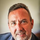 Theo Neethling 