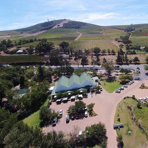 https://capewinefarms.com/static/1719/w_526_20160906_dji00582__scale_and_crop__500x500.jpg