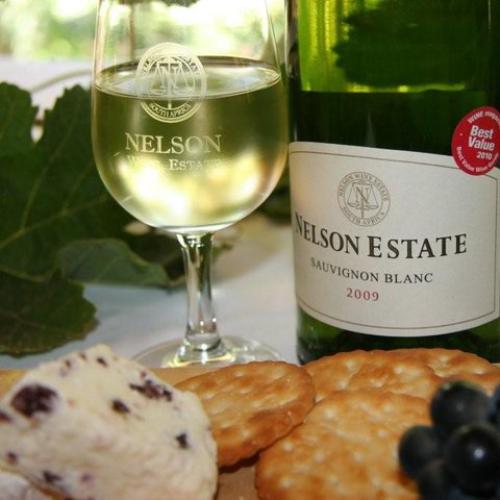 https://capewinefarms.com/static/2357/w_835_29684_384848550097_6969037_n__scale_and_crop__500x500.jpg