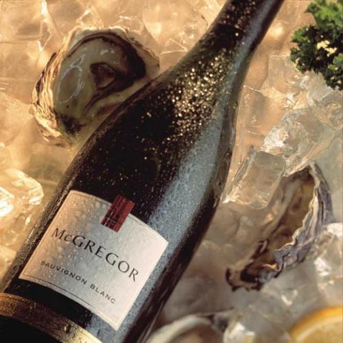 https://capewinefarms.com/static/2533/w_888_mcgregor__sauvignon_blanc__scale_and_crop__500x500.jpg