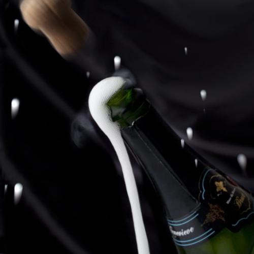 https://capewinefarms.com/static/3094/w_1748_genevievemccstyled_051080x566__scale_and_crop__500x500.jpg